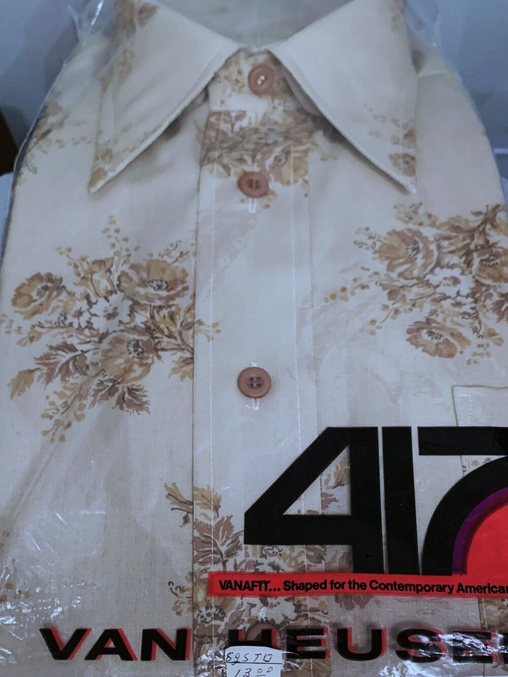 1970 Van Huesen Vanopress 417 Men's 16/33 Shirt Gold-Tan Floral Disco Cowboy NOS - Picture 3 of 11